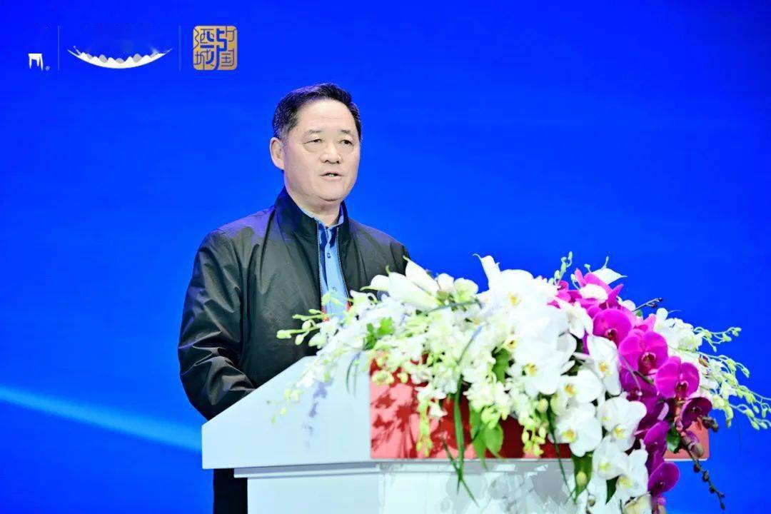 知名酒企代总经理，突然辞职！