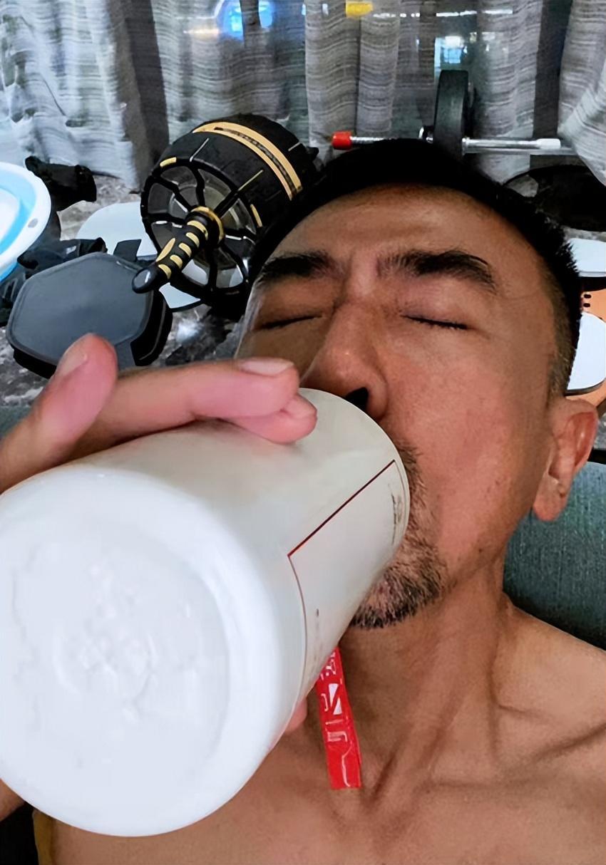 深夜！茅台突发！