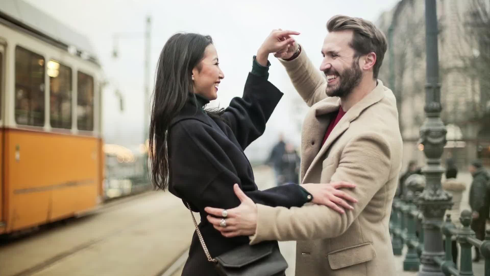 结婚和离婚的都少了 一季度结婚登记减少17.8万对