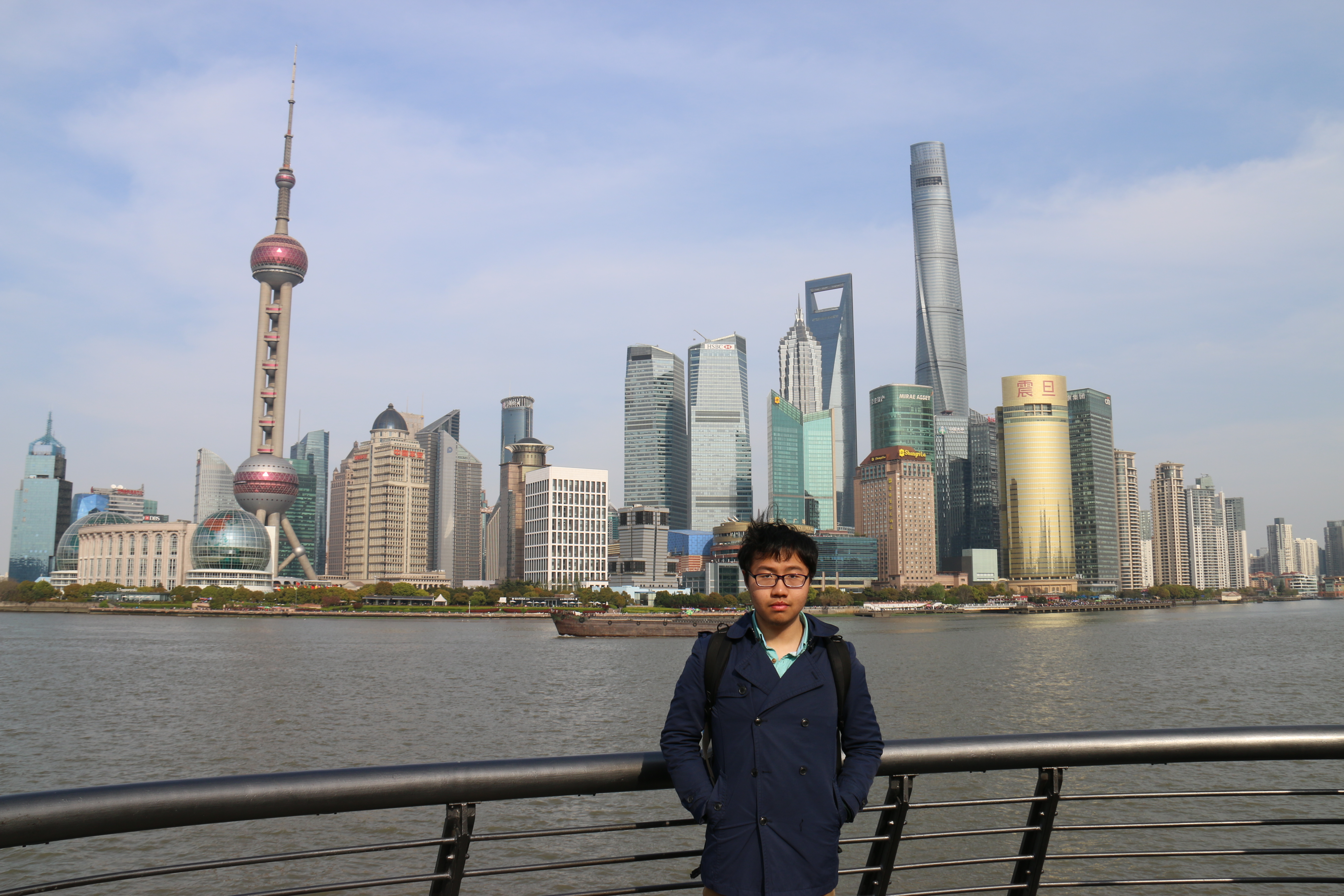 杨元庆谈应对贸易不确定性：扎根中国，承诺“两不掉”